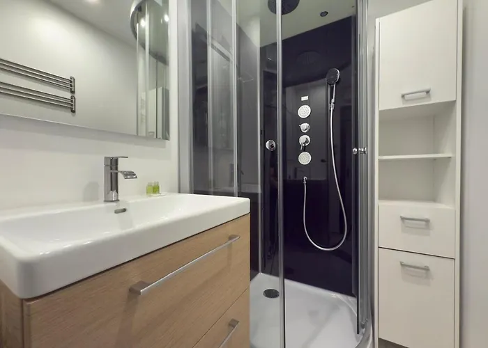 Apartmán L'alhambra - A Pied Piscine